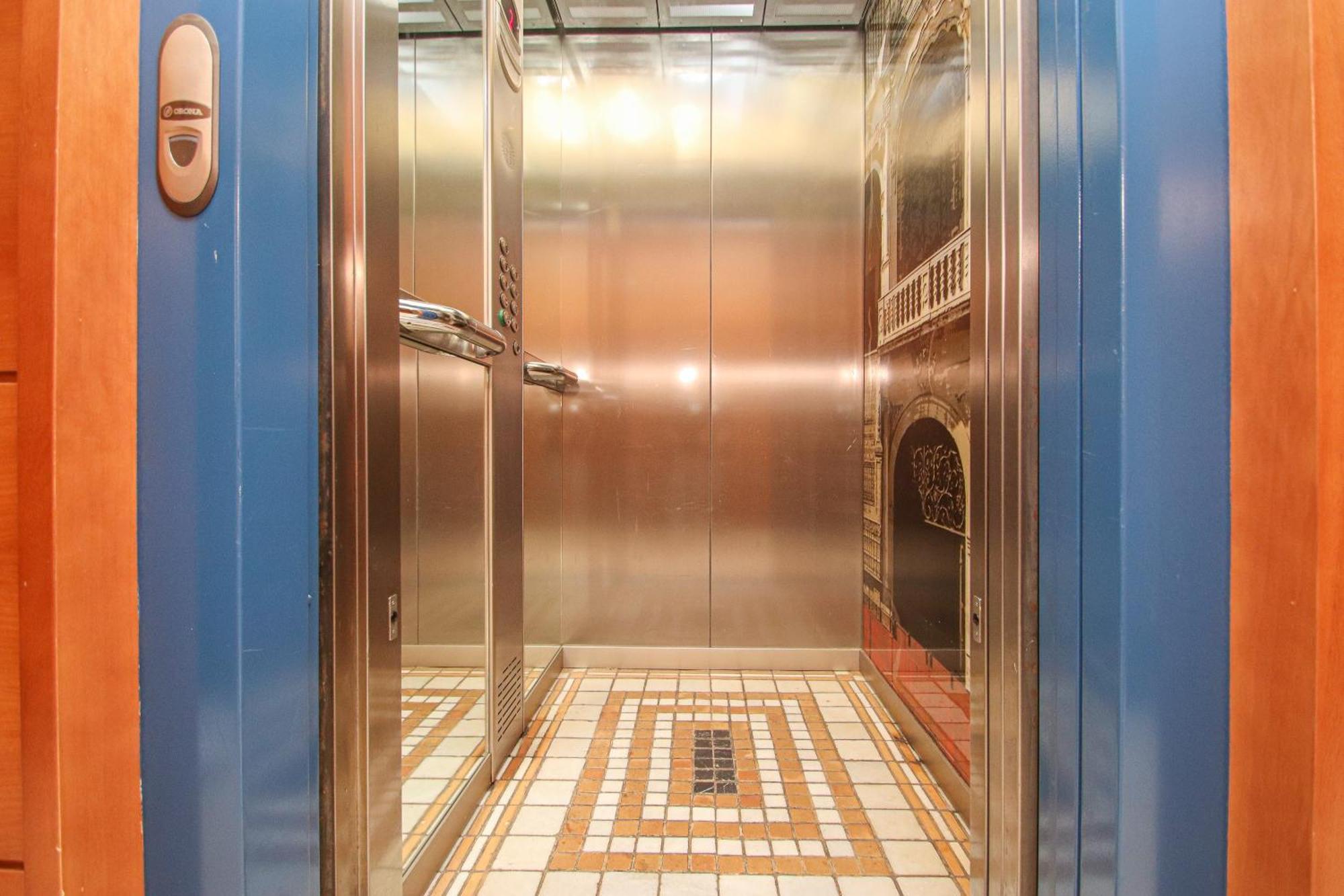 Luxury Apt In Plaza De Espana - Free Parking Sevilla Exterior foto
